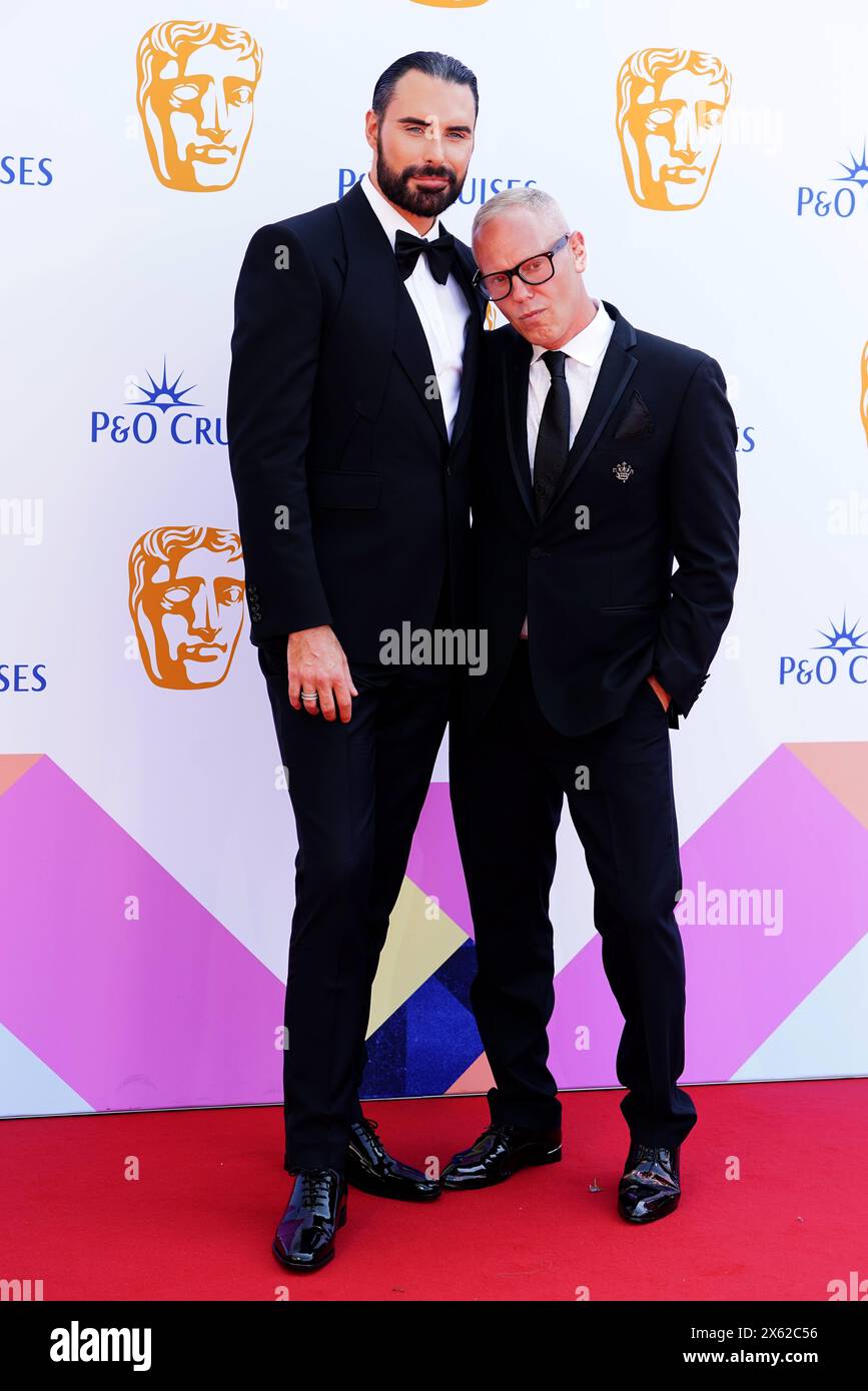 Rylan Clark und Robert Rinder nahmen an den BAFTA TV Awards 2024 in der Royal Festival Hall in London Teil. Bilddatum: Sonntag, 12. Mai 2024. Stockfoto