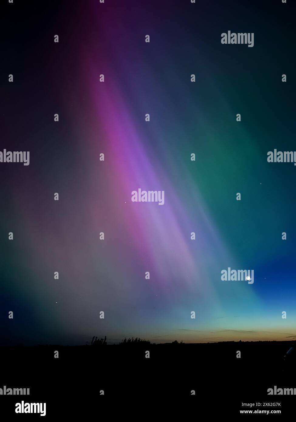 Nordlichter. Aurora borealis mit Sternenhimmel. Gaming-Rollenspiel abstrakter Hintergrund und Textur, Muster. Stockfoto