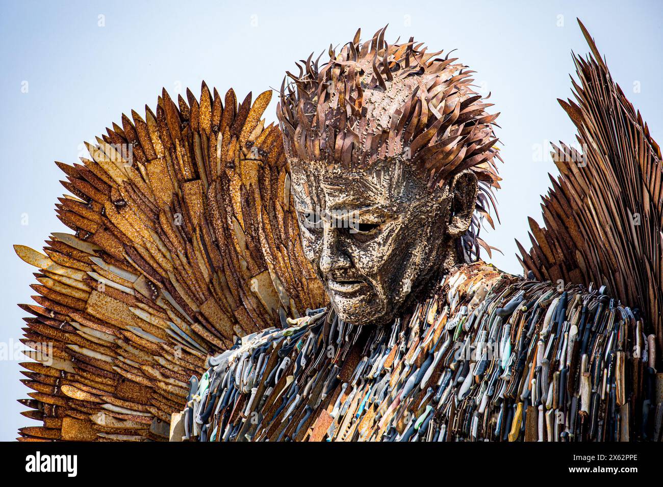 "Das britische Eisenwerk-Zentrum schuf den Knife Angel als Vehikel, um die Sorgen der Nation, ihrer Gemeinschaften, Familien und der Opfer zu äußern Stockfoto