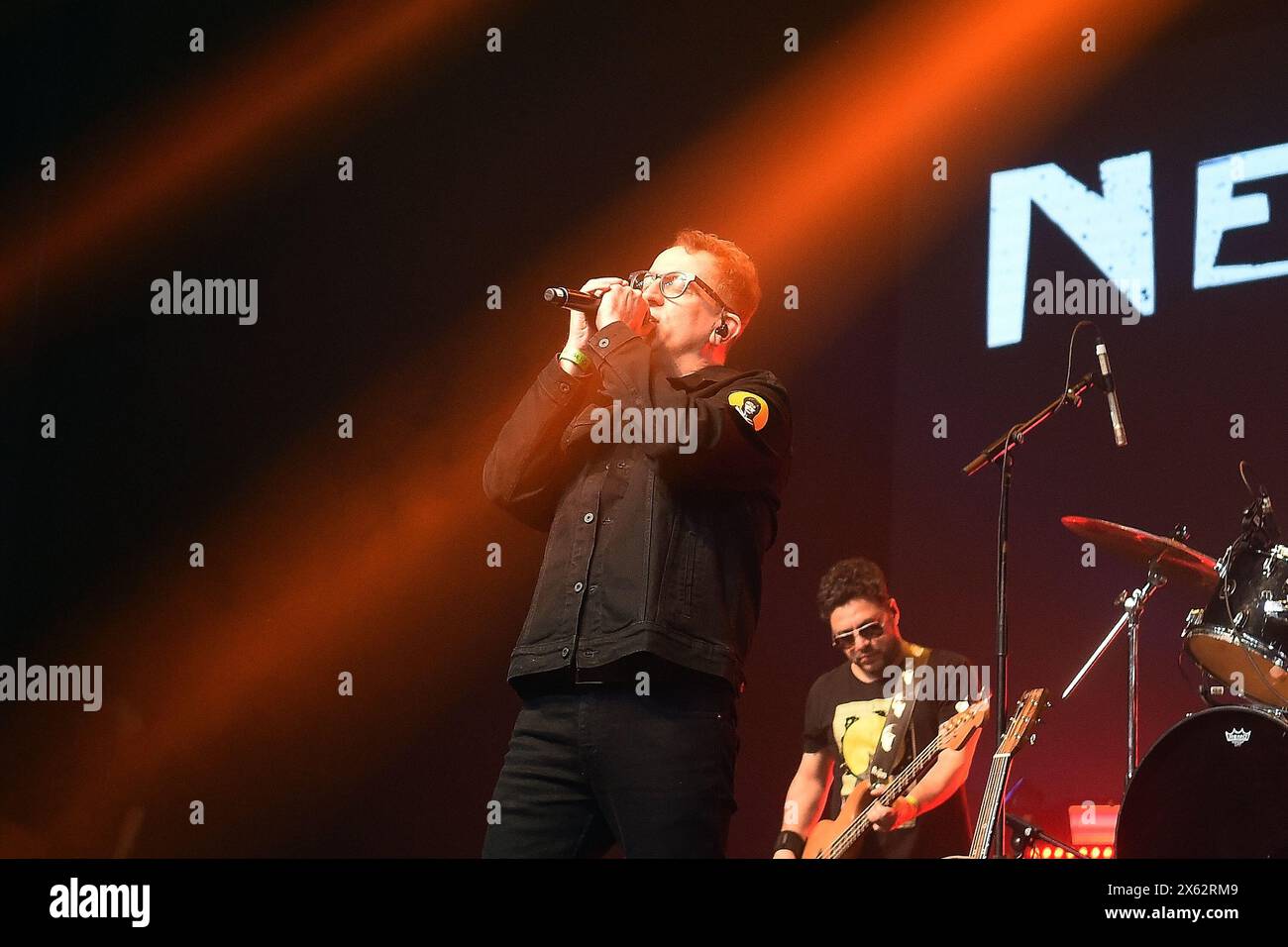 Rio de Janeiro, Brasilien, 10. Mai 2024. Sänger Thedy Corrêa von der Rockband Nenhum de Nós während eines Konzertes Qualystage in Rio de Janei Stockfoto