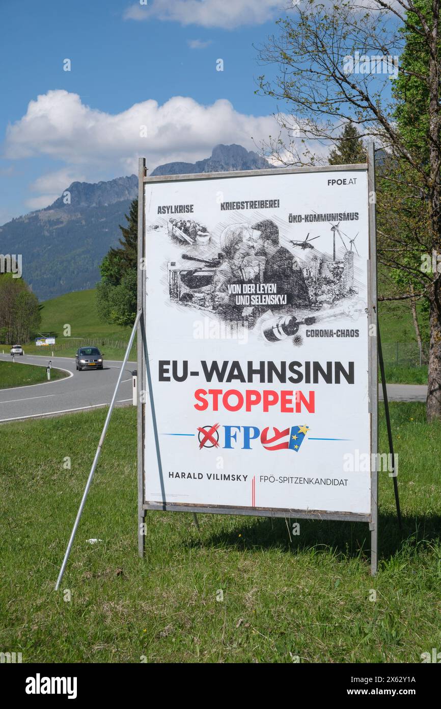 Wahlwerbung der österreichischen rechtsextremen Partei FPÖ für die Europawahlen 2024. Stockfoto