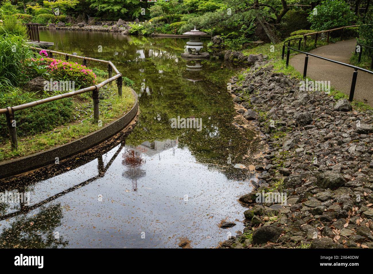 Higa Garden ist ein Stadtpark im Zentrum von Yokohama, der in der Meiji-Ära eröffnet wurde. Als es eröffnet wurde, hieß es Koga Park Stockfoto