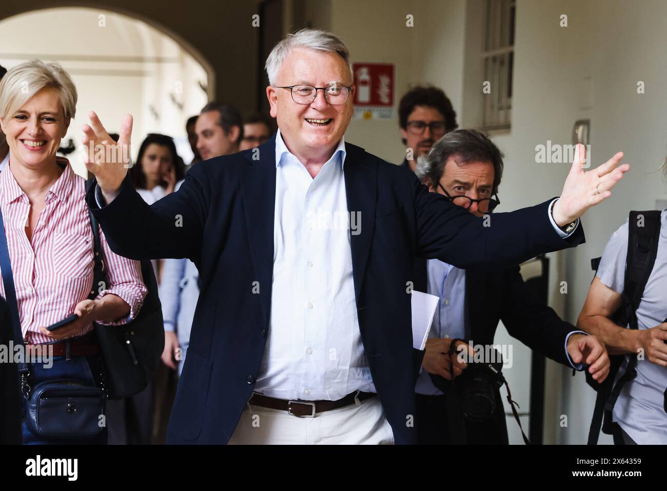 Mailand, Italien. Mai 2024. Mailand, das Treffen mit Nicolas Schmit, Kandidat für das Amt des Präsidenten der Europäischen Kommission der Europäischen Sozialistischen Partei anlässlich der Europawahlen 2024 in der humanitären Gesellschaft. Auf dem Foto: Nicolas Schmit Credit: Independent Photo Agency/Alamy Live News Stockfoto