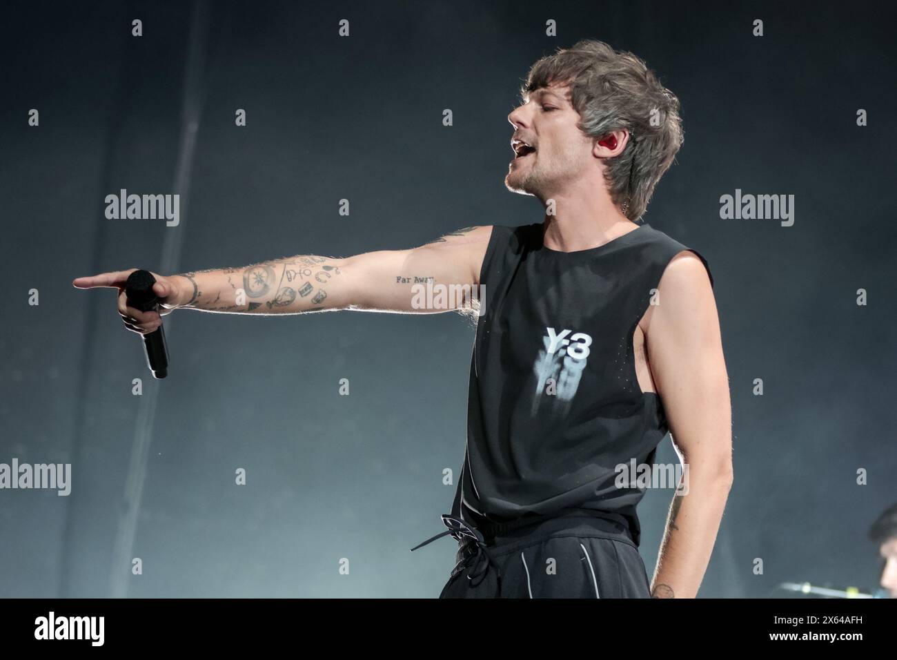 Curitiba, Brasilien. Mai 2024. PR - CURITIBA - 05/12/2024 - CURITIBA, LOUIS TOMLINSON SHOW - Louis Tomlinson, während einer Präsentation in der Ligga Arena in Curitiba/PR, diesen Sonntag (12). Der britische Sänger, ehemaliges Mitglied der Band One Direction, präsentiert die „Faith in the World“-Tour mit Songs seines Soloalbums. Foto: Robson Mafra/AGIF (Foto: Robson Mafra/AGIF/SIPA USA) Credit: SIPA USA/Alamy Live News Stockfoto