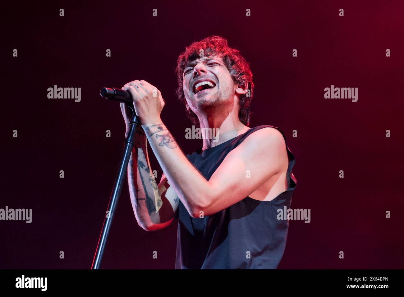 Curitiba, Brasilien. Mai 2024. PR - CURITIBA - 05/12/2024 - CURITIBA, LOUIS TOMLINSON SHOW - Louis Tomlinson, während einer Präsentation in der Ligga Arena in Curitiba/PR, diesen Sonntag (12). Der britische Sänger, ehemaliges Mitglied der Band One Direction, präsentiert die „Faith in the World“-Tour mit Songs seines Soloalbums. Foto: Robson Mafra/AGIF (Foto: Robson Mafra/AGIF/SIPA USA) Credit: SIPA USA/Alamy Live News Stockfoto