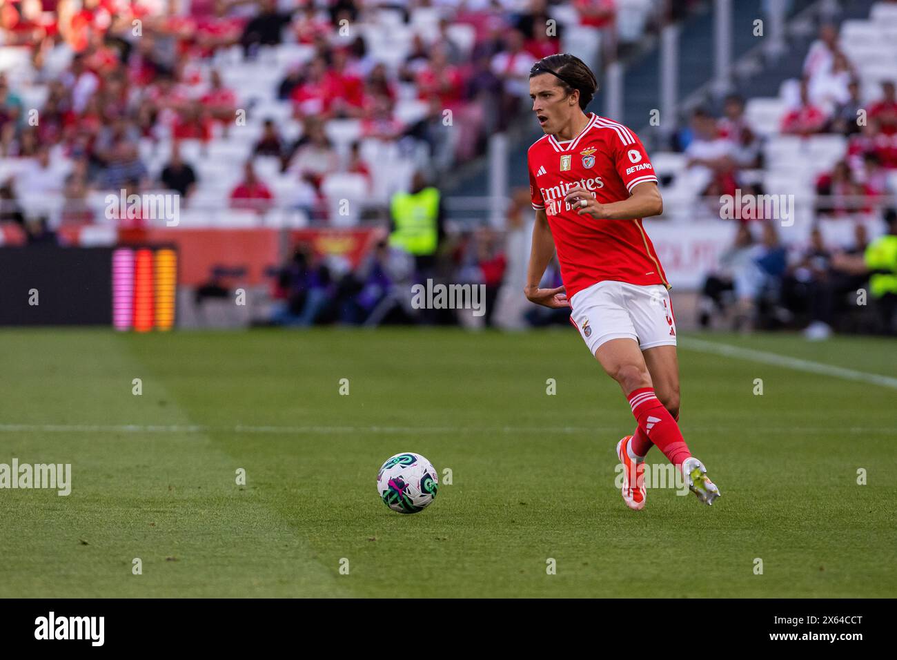 Lissabon, Portugal. Mai 2024. Alvaro Carreras von SL Benfica wurde im Estadio da Luz Stadion beim Liga Portugal Betclic Fußballspiel zwischen SL Benfica und FC Arouca gesehen. (Endstand: SL Benfica 5 - 0 FC Arouca) Credit: SOPA Images Limited/Alamy Live News Stockfoto