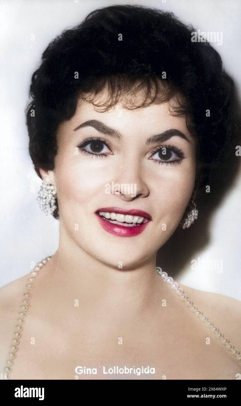 Lollobrigida, Gina, 4.7.1927 - 16.1,2023, italienische Schauspielerin, Porträt, 1950S, 50S , ADDITIONAL-RIGHTS-CLEARANCE-INFO-NOT-AVAILABLE Stockfoto