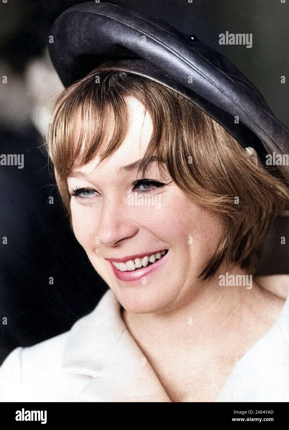 MacLaine, Shirley, * 24.4,1934, amerikanische Schauspielerin, Porträt, 1969, ADDITIONAL-RIGHTS-CLEARANCE-INFO-NOT-AVAILABLE Stockfoto