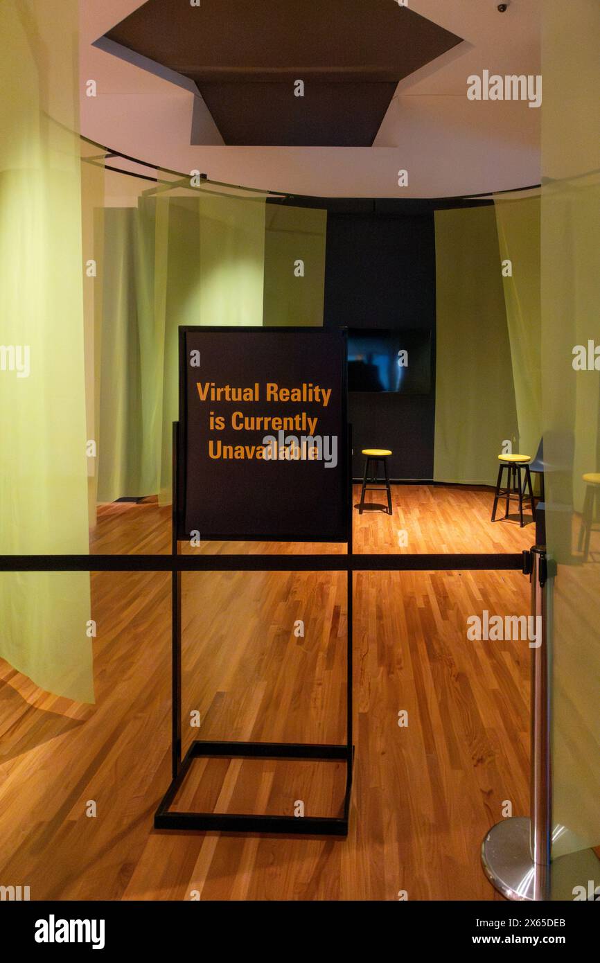 Schild: Virtual Reality ist derzeit nicht verfügbar Aga Khan Museum, Toronto, Kanada Stockfoto