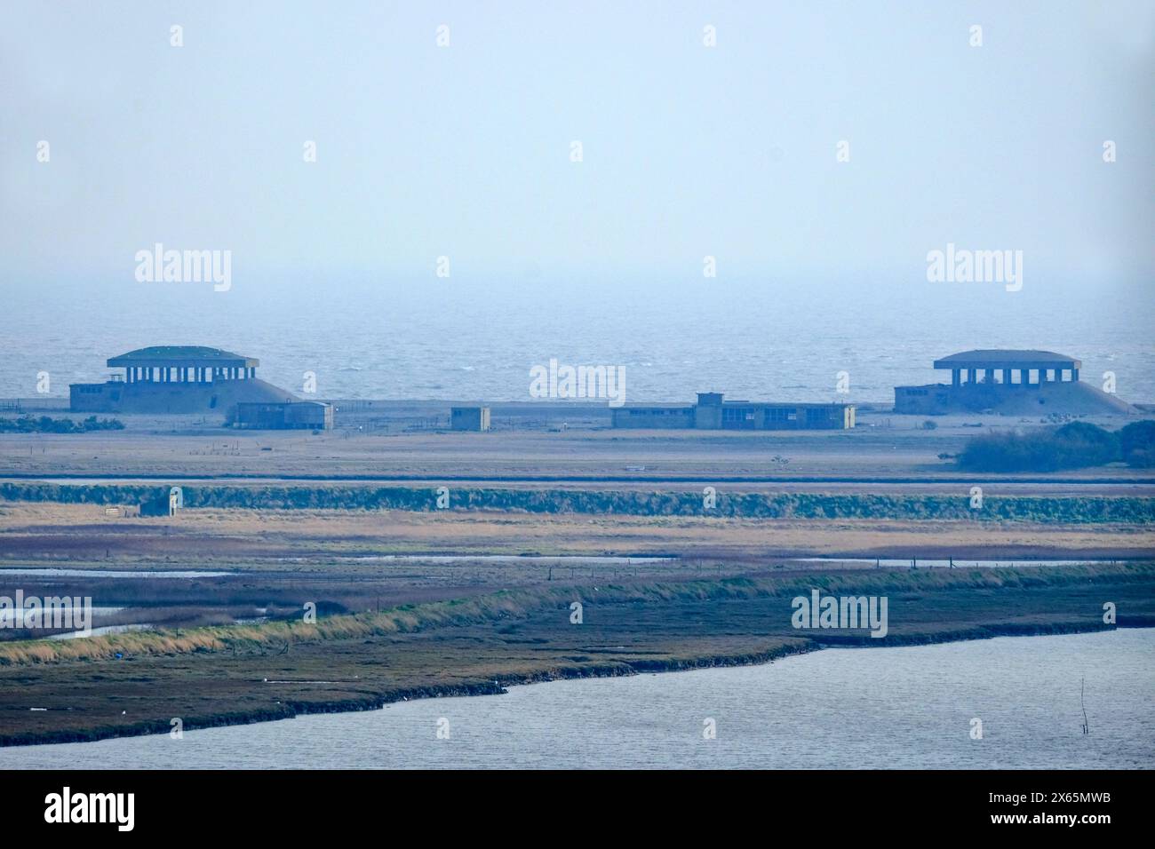 Pagodengebäude aus der Zeit des Kalten Krieges Orfordness Suffolk UK Stockfoto