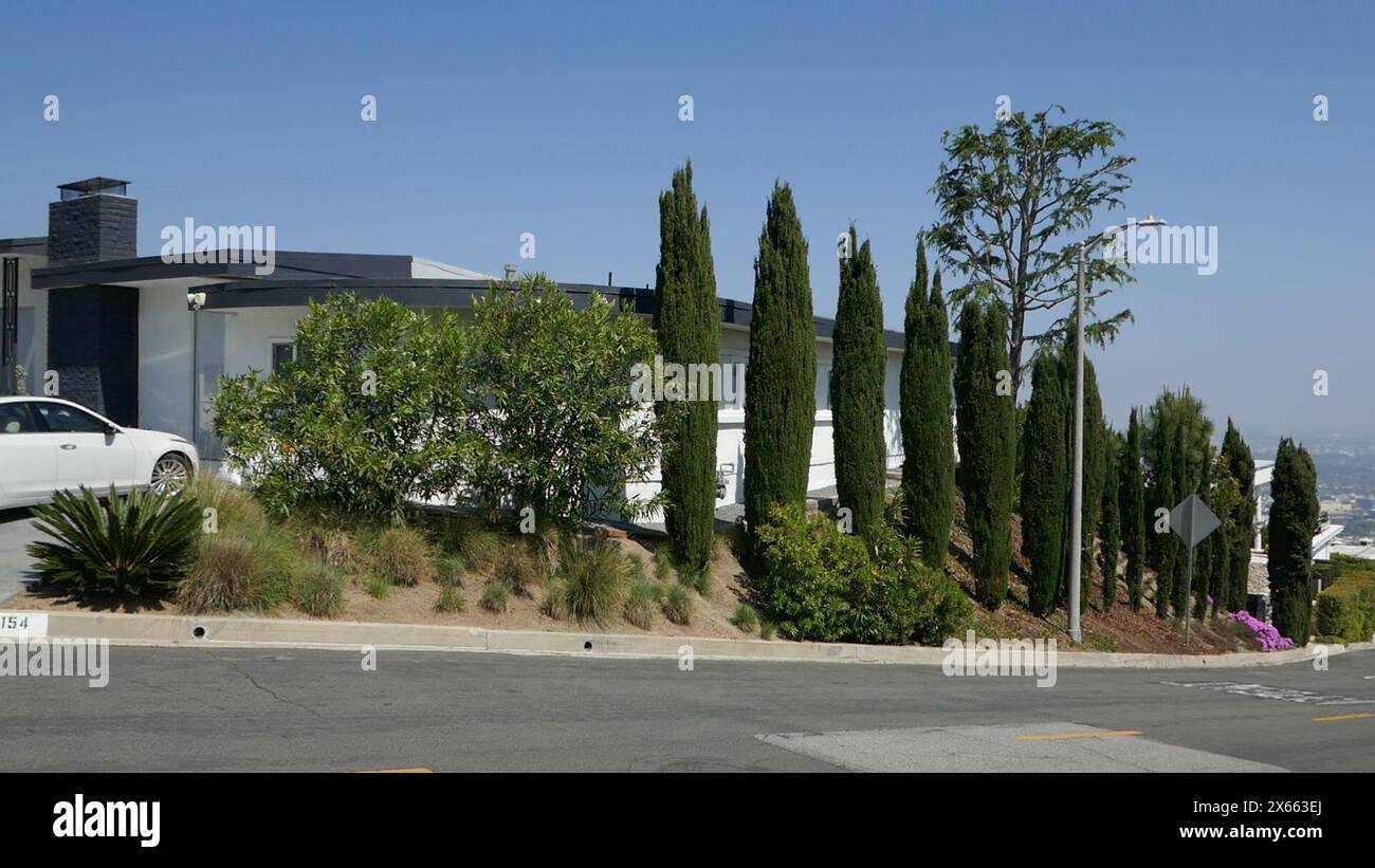 Los Angeles, Kalifornien, USA 12. Mai 2024 Singer Ray Conniff ehemaliges Haus am 2154 Hercules Drive in Mount Olympus am 12. Mai 2024 in Los Angeles, Kalifornien, USA. Foto: Barry King/Alamy Stock Photo Stockfoto