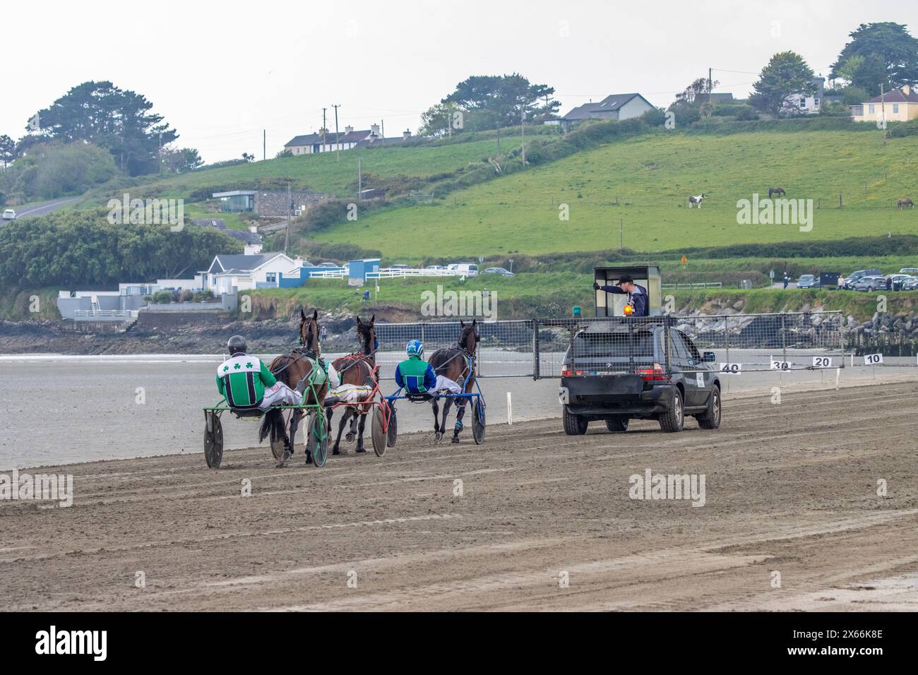 Harness-Rennen am Strand in Harbour View, Kilbrittain, West Cork, Mai 2024 Stockfoto
