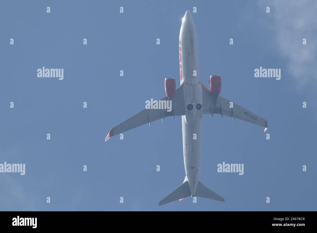 Chiangmai, Thailand - 23. November 2023: HS-LUV Boeing 737-800 der Thai Lionair Airline. Fahren Sie vom Flughafen Chiangmai nach Bangkok. Stockfoto