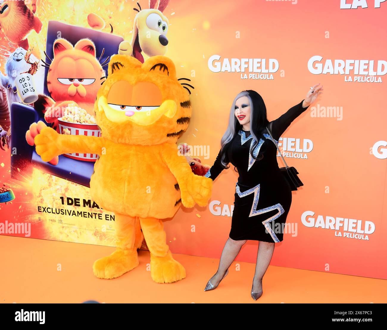 Alaska, spanische Sängerin, nimmt an der Premier Teil und posiert beim Fotoaufruf des Films Garfield, basierend auf der berühmten Katzenfigur von Jim Davis, am 29. April 2024 im Cines Callao, Madrid Spanien. Stockfoto