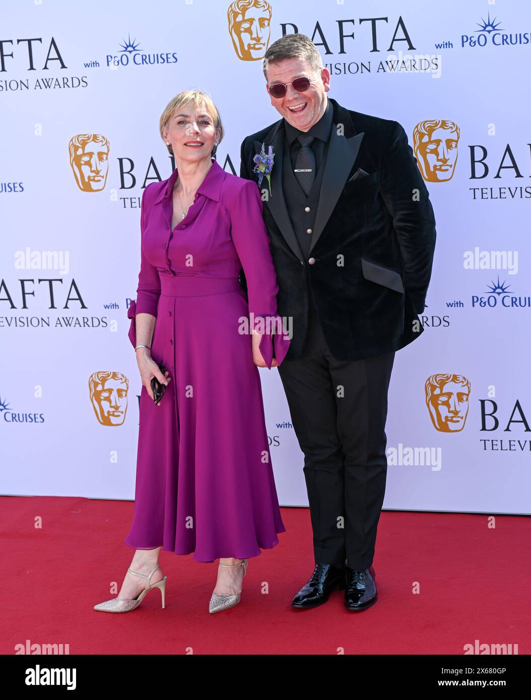 LONDON, ENGLAND – 12. MAI: Saskia Reeves und Chris Reilly nehmen an den BAFTA Television Awards 2024 mit P&O Cruises in der Royal Festival Hall in London Teil. Quelle: Siehe Li/Picture Capital/Alamy Live News Stockfoto