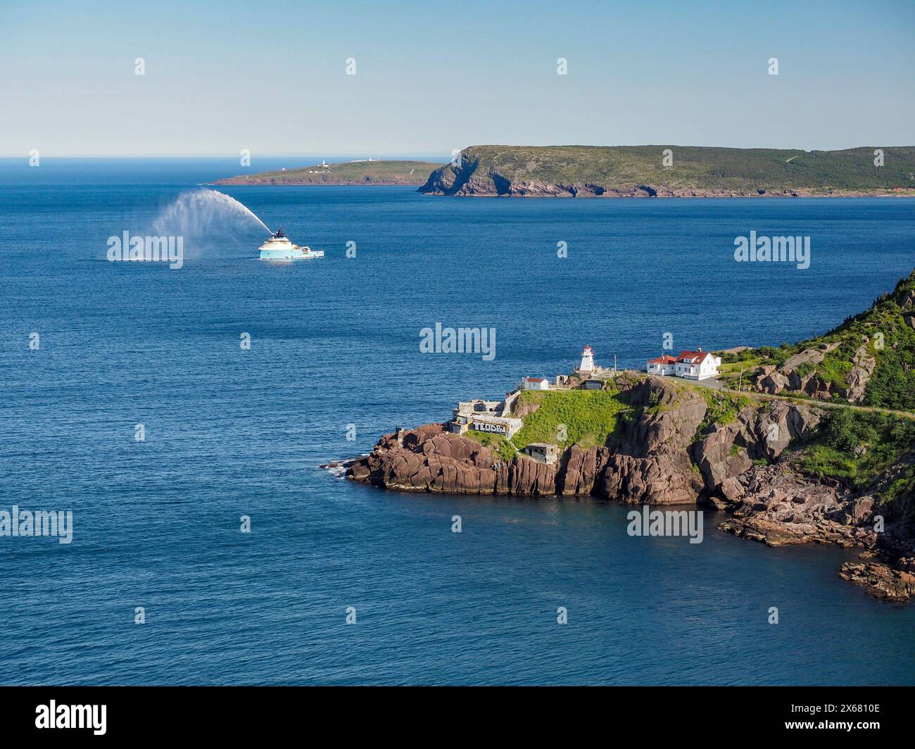 Kanada, Feuerwehrbootbohrung, Hafeneingang, Leuchtturm, Neufundland, Nordamerika, Provinzhauptstadt, Blick vom Signal Hill, St. John's Hafen Stockfoto