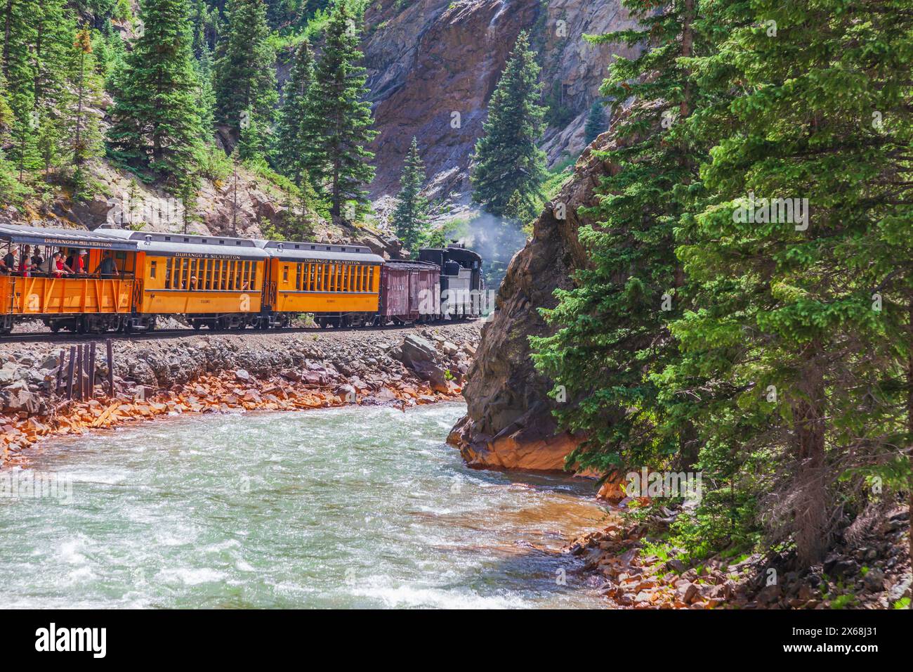 Durango und Silverton Narrow Gauge Zugfahrt durch den San Juan Mountains in Colorado. Stockfoto