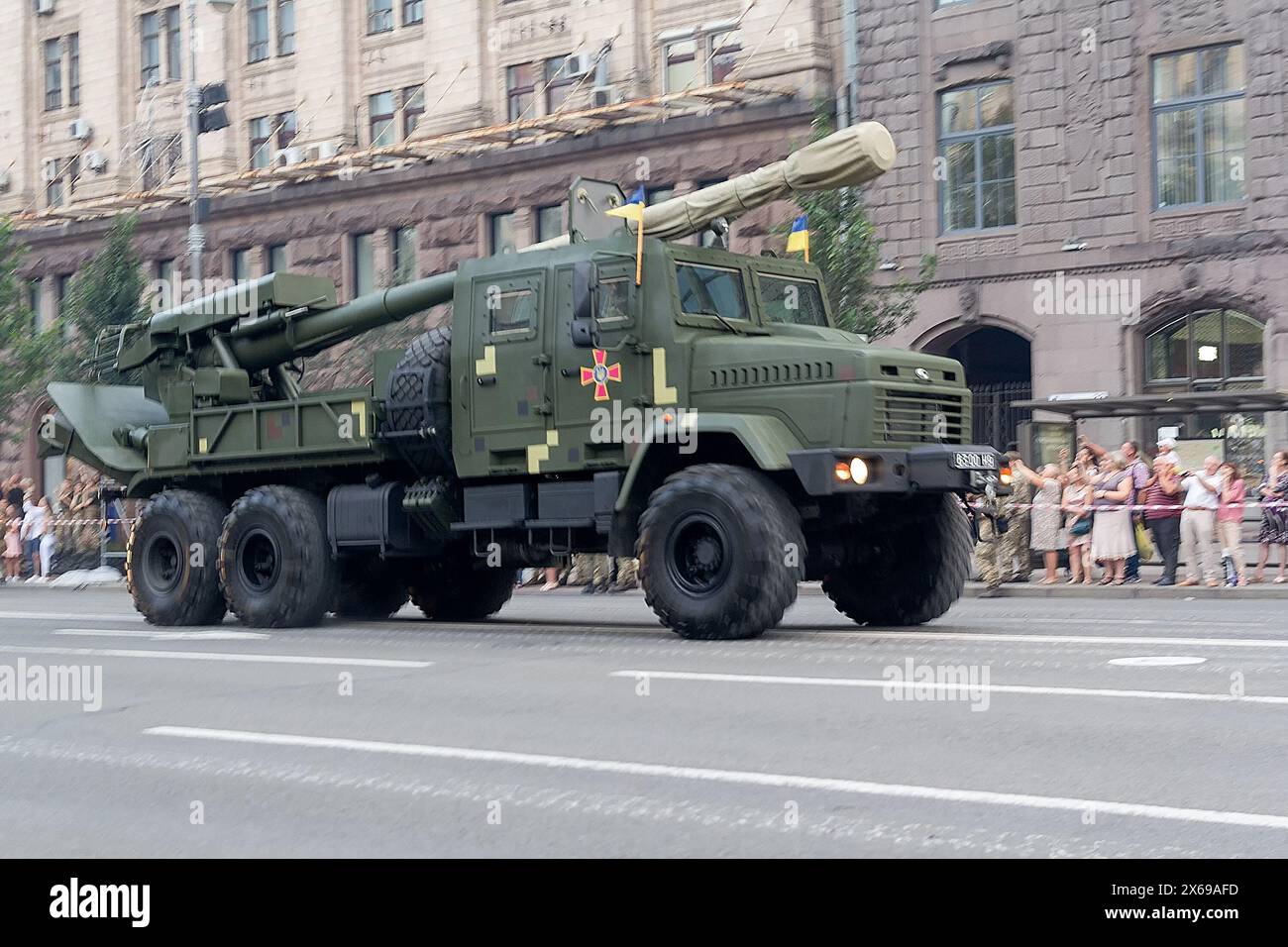 Kiew, Ukraine - 18. August 2018: Ukrainische Selbstfahrwaffe Bogdana bei der Militärparade in Kiew Stockfoto