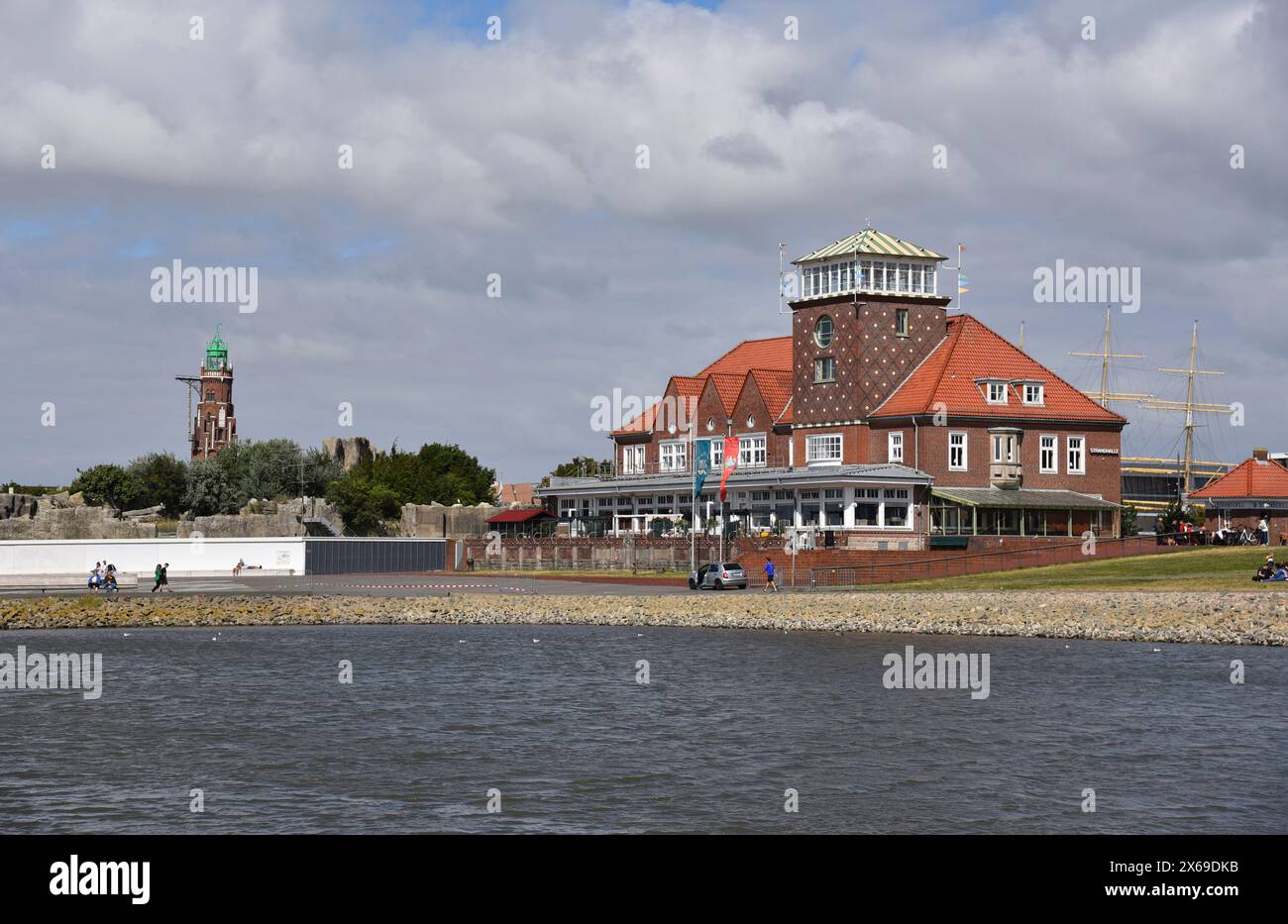 Europa, Deutschland, Bremen, Bremerhaven, Strandhalle am Weserdeich, Ausflugsrestaurant Stockfoto