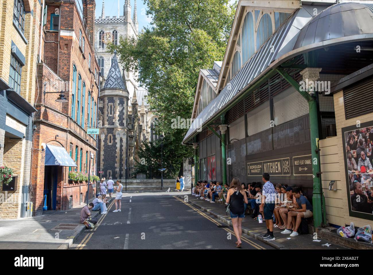 Borough Market, trendiges und cooles Essen und Restaurant mit beliebten Lebensmittelmärkten, London, England, 2023 Stockfoto