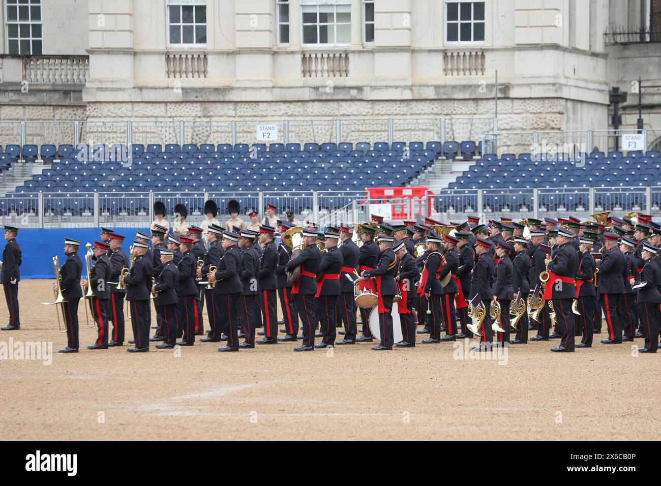 London, Vereinigtes Königreich. Mai 2024. Die Proben für die Truppe der Farbe finden bei der Horse Guards Parade statt. Truppe die Farbenzeremonie findet am 15. Juni von Regimentern der Haushaltsabteilung statt, um den offiziellen Geburtstag des Königs zu feiern. Quelle: Uwe Deffner/Alamy Live News Stockfoto