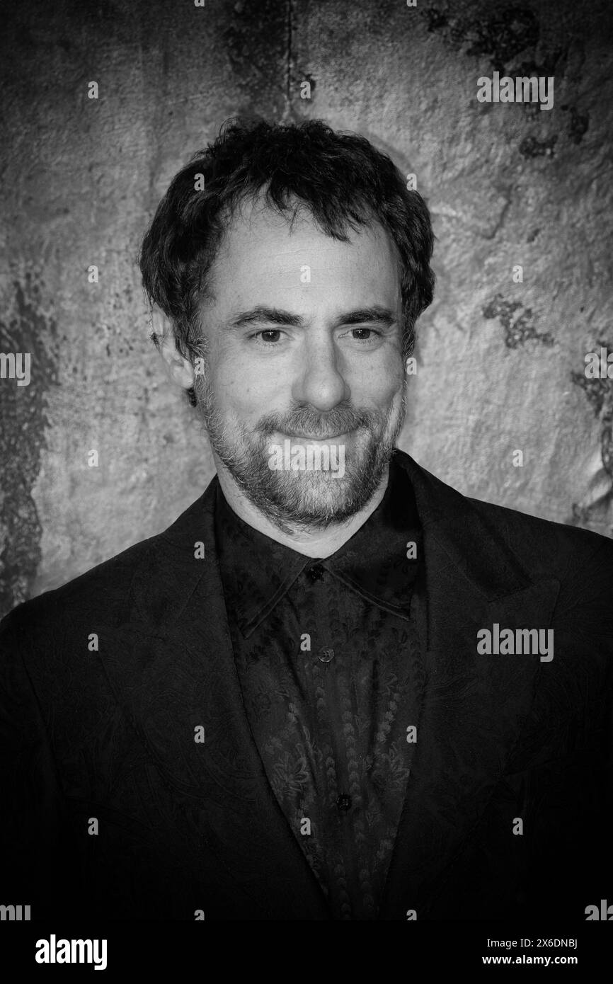 Rom, Italien - 3. Mai 2024: Der italienische Schauspieler Elio Germano nimmt am roten Teppich der David di Donatello-Preisverleihung 2024 in Rom Teil. Stockfoto