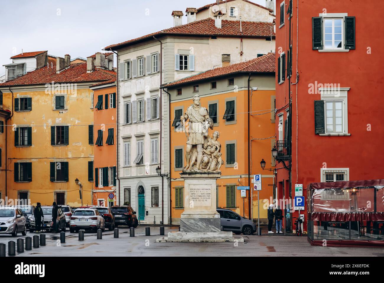 Pisa, Italien - 30. Dezember 2023: Stadtzentrum von Pisa, Toskana, Mittelitalien Stockfoto