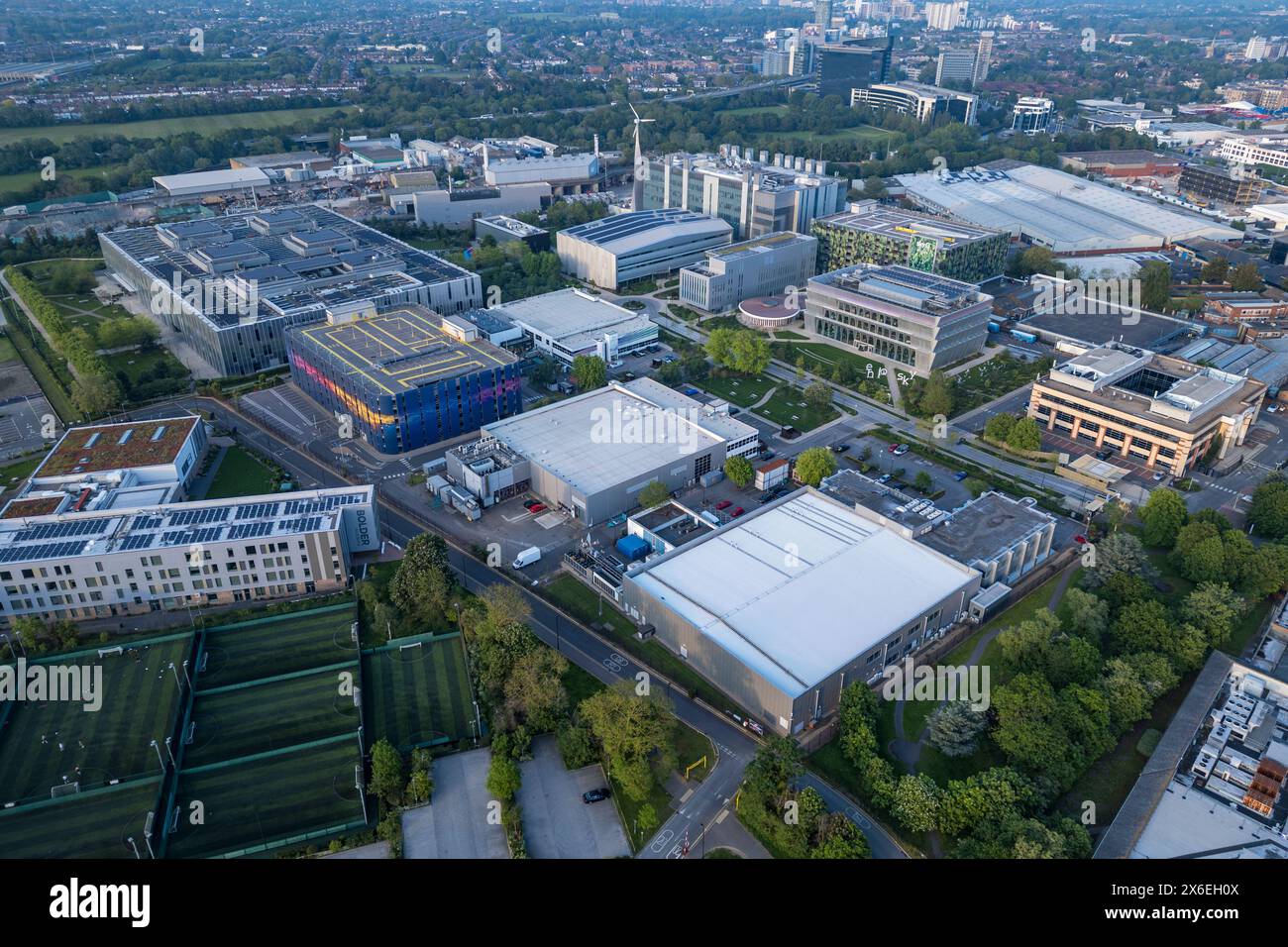 Luftaufnahme der Sky Studios (Sky Osterley) in Isleworth, Großbritannien. Stockfoto