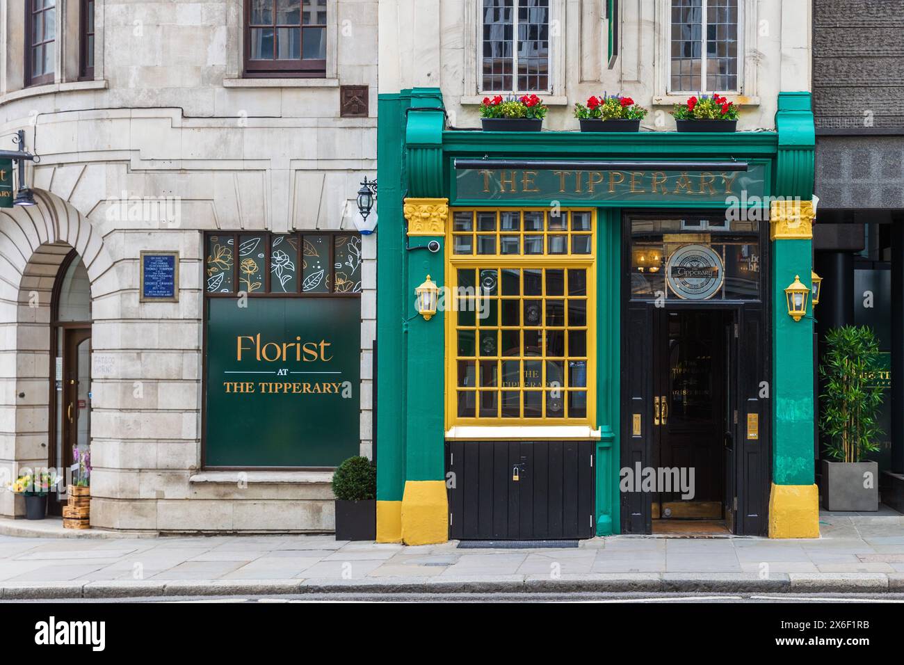 The Tipperary Public House, Fleet Street, London, Mittwoch, 01. Mai, 2024. Foto: David Rowland / One-Image.com Stockfoto