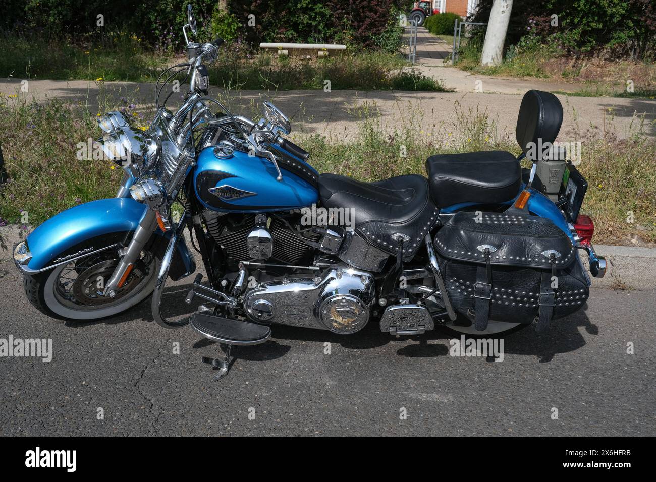 Harley-Davidson Motorräder während einer Harley Davidson Biker-Rallye vor der Parade durch die Straßen von Madrid. Mai 2024 Spanien Stockfoto