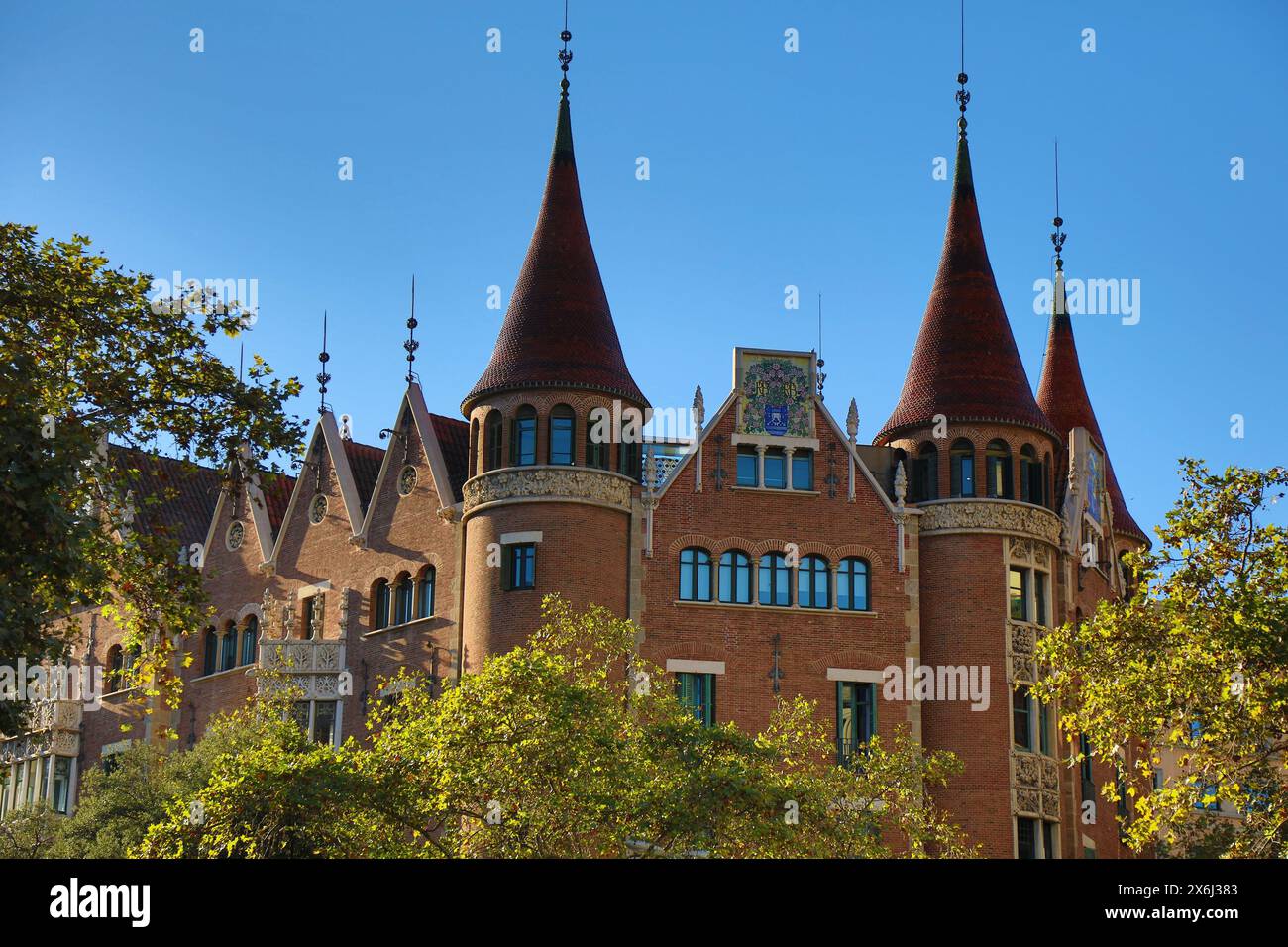 Wahrzeichen in Barcelona, Spanien. Casa de les Punxes - Palast im Stadtteil Eixample. Stockfoto