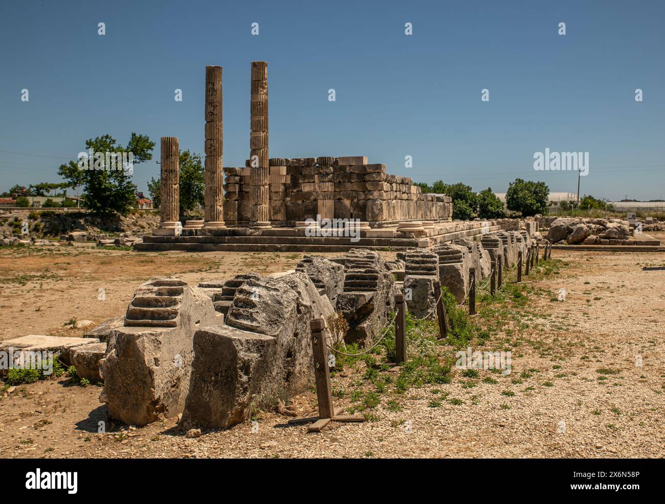 Die Göttin Leto gebären ihre Zwillingskinder Artemis und Apollo in Delos und kommt dann an den Ort, an dem der Xanthos River den Fluss erreicht Stockfoto