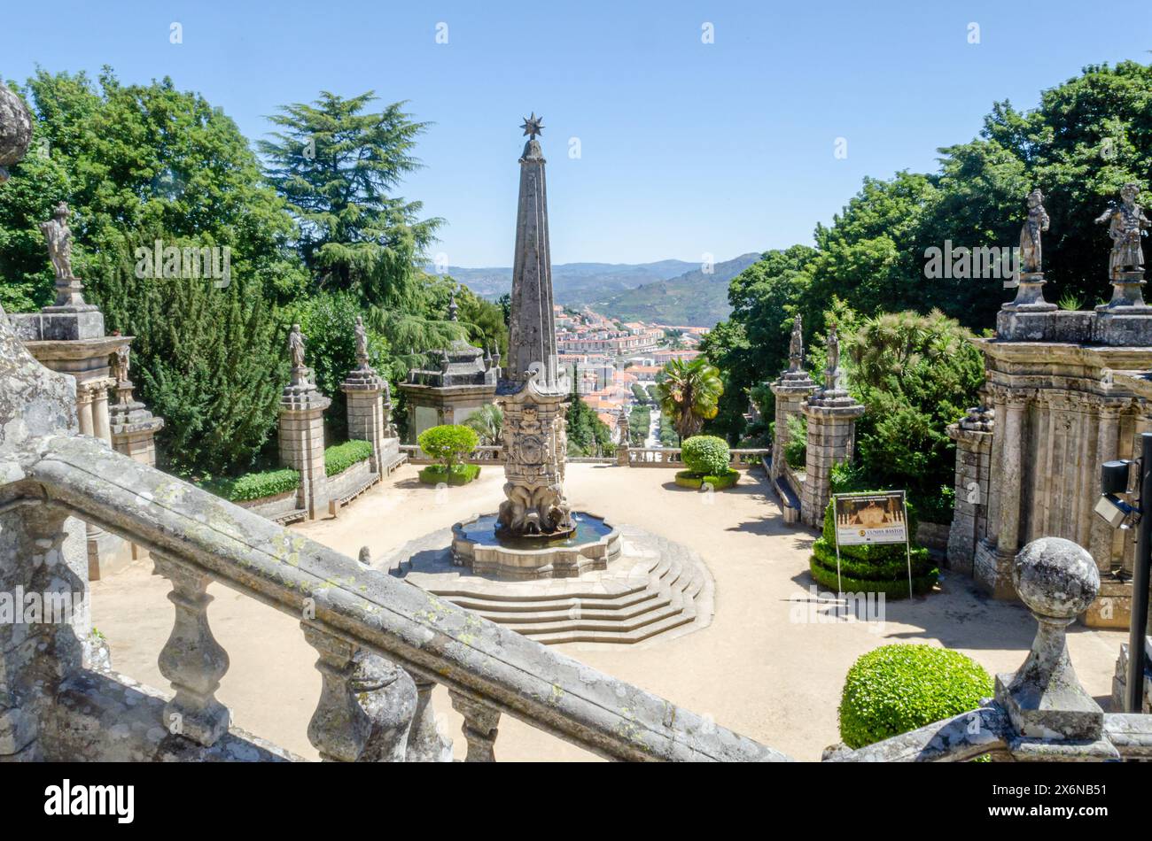 Treppen des Heiligtums unserer Lieben Frau von Remedios in Lamego, Region Douro. Portugal Stockfoto