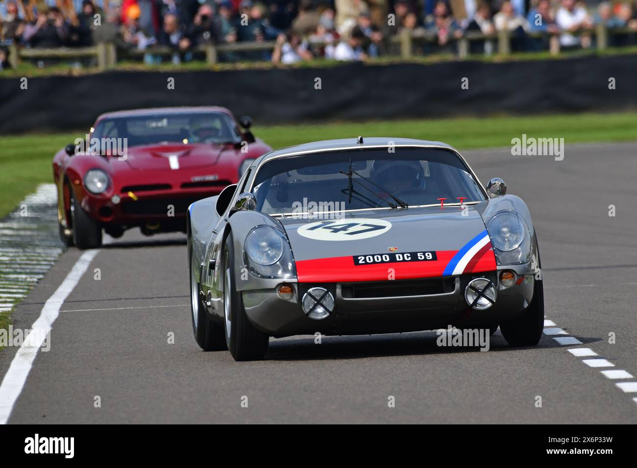 Oliver Bryant, Porsche 904 Carrera GTS, Graham Hill Trophy, ein 20-minütiges Rennen mit einem Fahrer für Beispiele für Prototypen und geschlossene Cockpit GT-Fahrzeuge Th Stockfoto