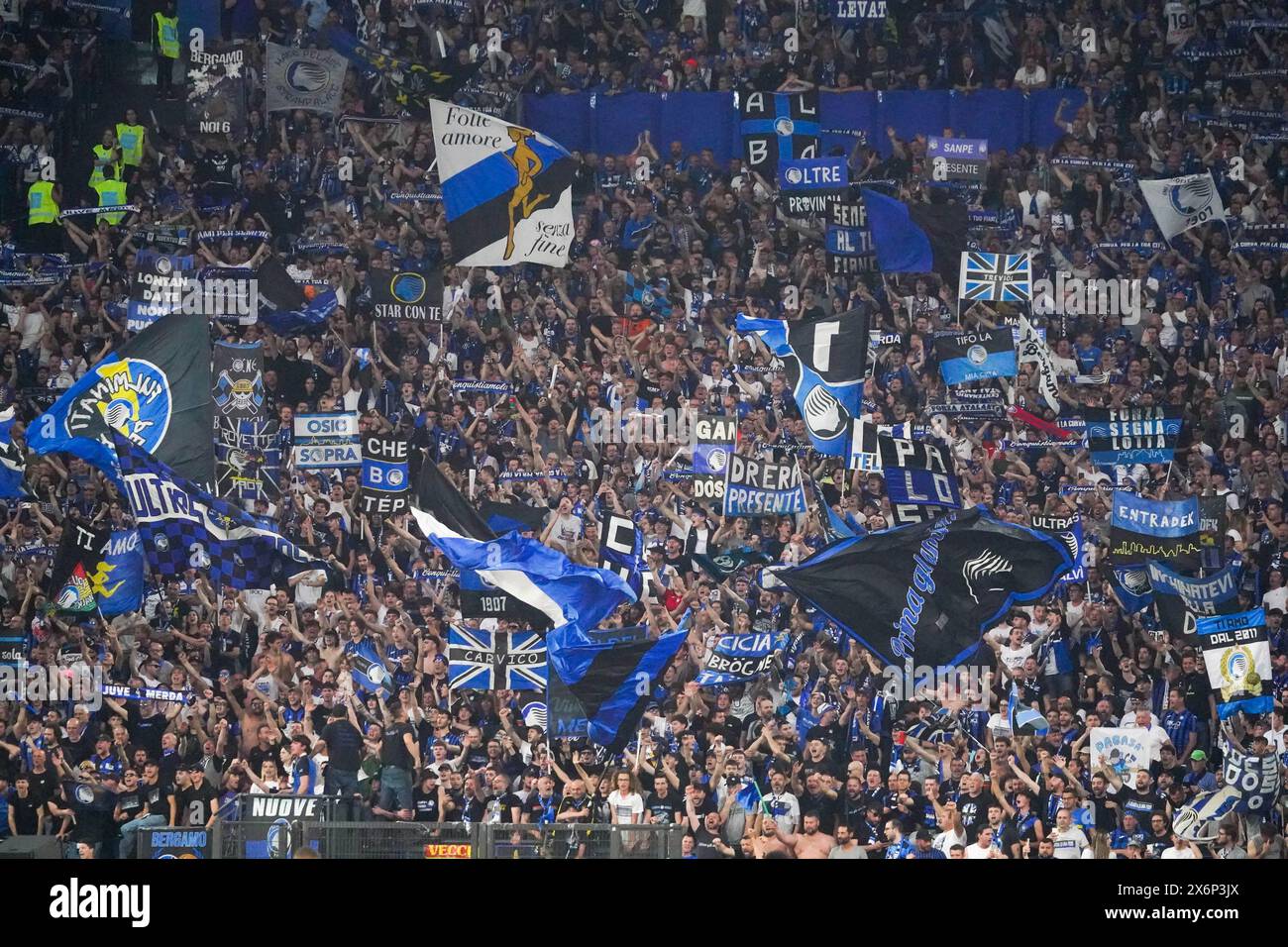 Rom, Italie. Mai 2024. Atalanta BC Fans beim italienischen Cup, Coppa Italia, Finale des Fußballspiels zwischen Atalanta BC und Juventus FC am 15. Mai 2024 im Stadio Olimpico in Rom, Italien - Foto Morgese-Rossini/DPPI Credit: DPPI Media/Alamy Live News Stockfoto
