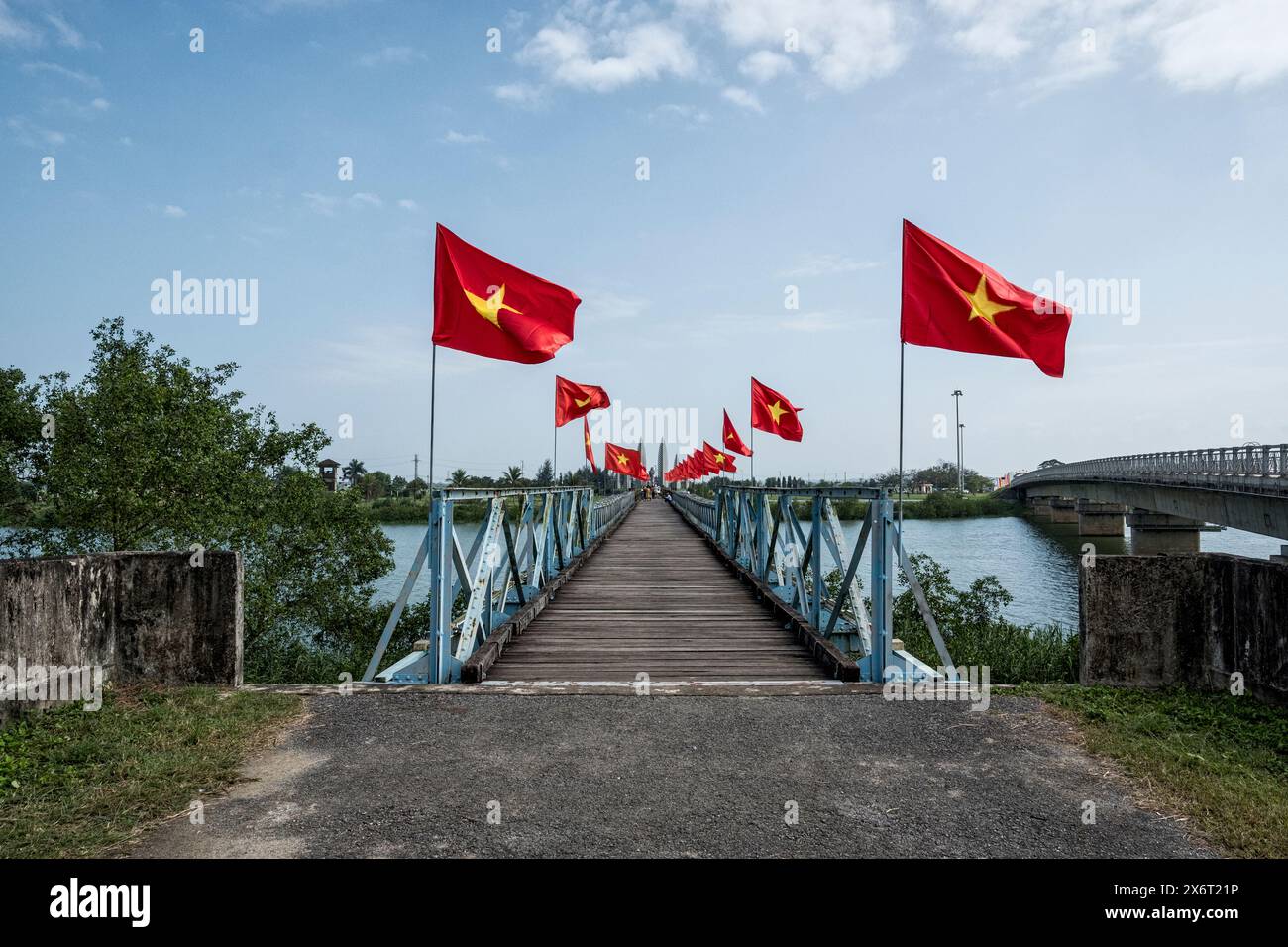 Hien Luong-Brücke, Vietnam, 17. Breitengrad, Brücke zwischen Nord- und Südvietnam Stockfoto