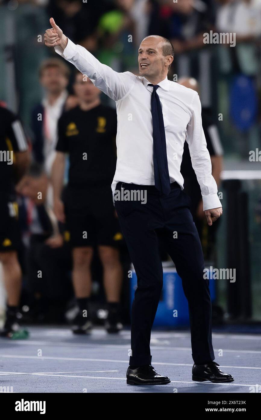 Rom, Italien. 15. Mai 2024. Massimiliano Allegri, Cheftrainer des FC Juventus, Gesten während des Finalspiels von Coppa Italia Atalanta BC und Juventus FC. Quelle: Nicolò Campo/Alamy Live News Stockfoto