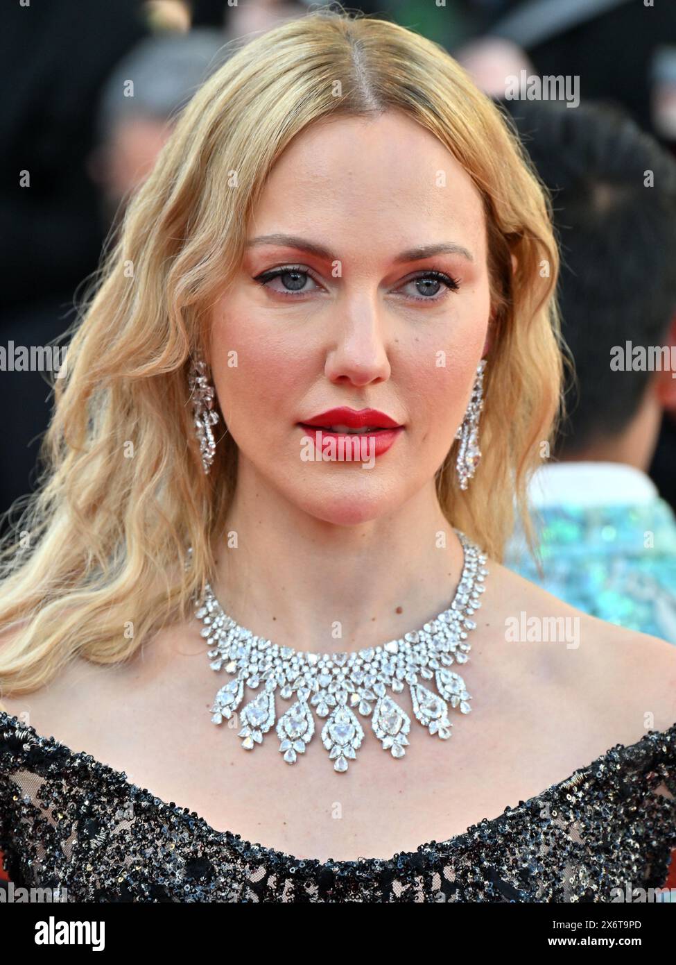 Cannes, Frankreich. Mai 2024. Cannes, 77. Filmfestspiele von Cannes 2024, Dritter Abend, Roter Teppich des Films „Megalopolis“. Auf dem Foto Meryem Sarah Uzerli Credit: Independent Photo Agency/Alamy Live News Stockfoto