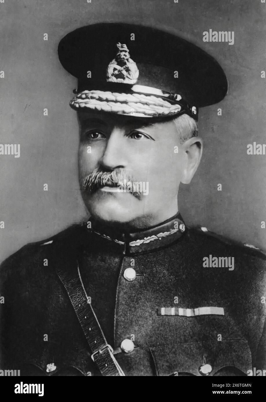 Ein Porträt von General Charles C. Monro, Oberbefehlshaber der britischen Truppen im Balkan während des Ersten Weltkriegs. Monro ist bekannt für seine Rolle bei der erfolgreichen Evakuierung der alliierten Streitkräfte aus Gallipoli im Jahr 1915, nachdem eine Kampagne gescheitert war, um eine Seeroute nach Russland zu sichern. Seine Führung und seine Handlungen retteten während dieser Operation viele Leben. Stockfoto