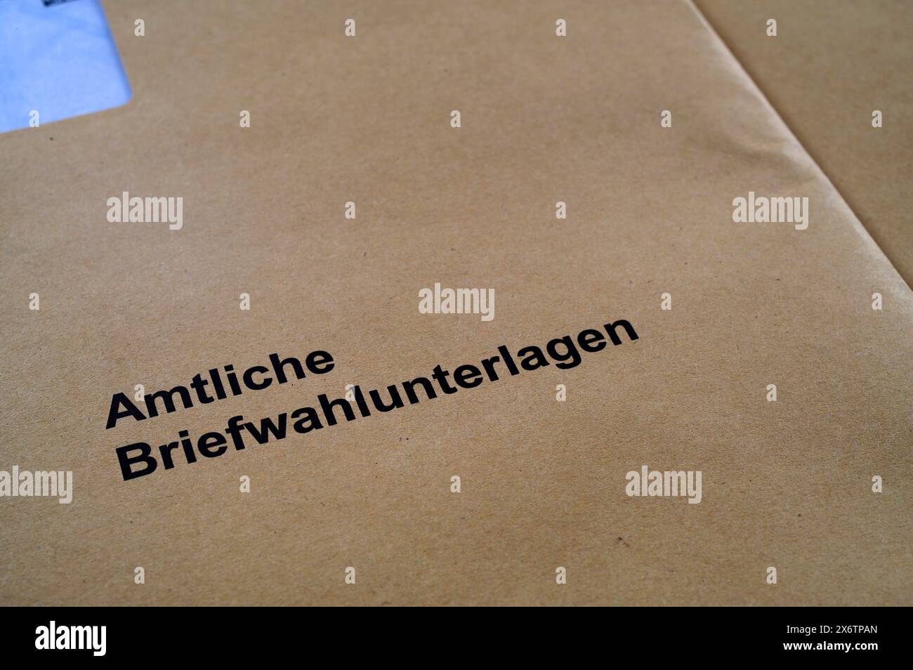 Notifizierung, Briefumschlag, Briefwahl, amtliche Briefwahlunterlagen, Wahl, Parlamentswahl, Europawahl, Stuttgart Stockfoto