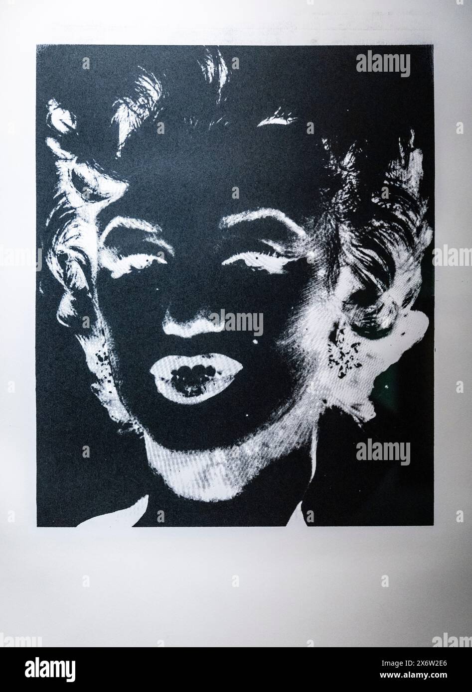 Andy Warhol, Marilyn Monroe, Reversal Series, ca. 1978, Siebdrucktinte auf Papier, Moco Museum, Amsterdam, Niederlande. Stockfoto