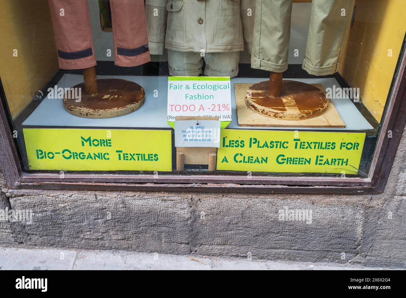 Biocottoniers, biologisch abbaubare Kleidung und lokale Produktion, Madrid Stockfoto
