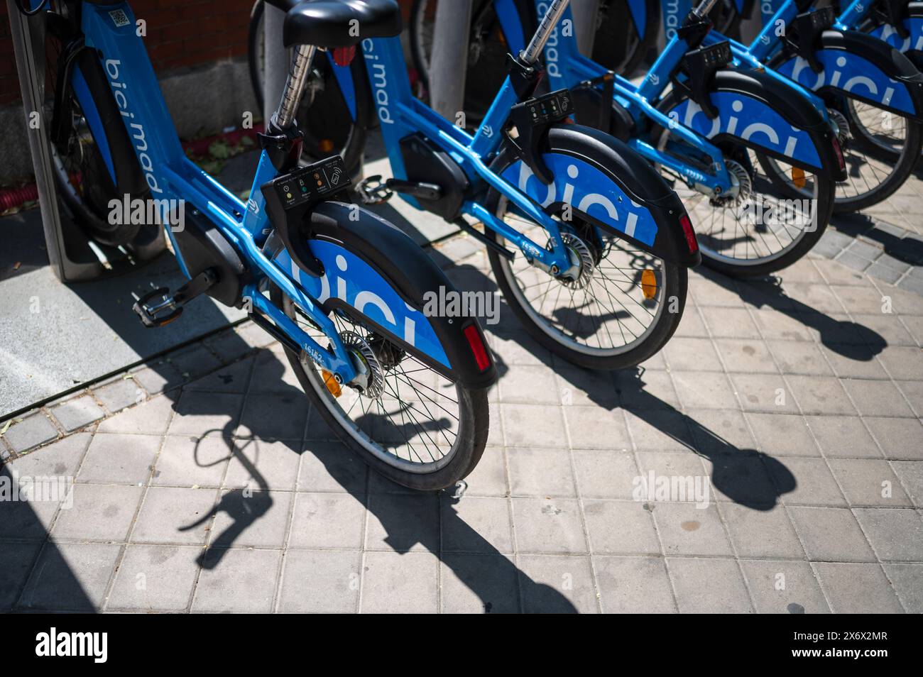 BiciMAD Bikes, ein Fahrradverleih-Programm, das vom Rathaus von Madrid, Spanien, betrieben wird Stockfoto