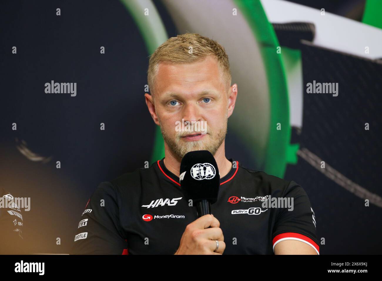 Kevin Magnussen (DEN) - MoneyGram Haas F1 Team - Haas VF-24 - Ferrari während der Fahrerpressekonferenz FORMEL 1 MSC CRUISES GRAN PREMIO DEL MADE IN IT Stockfoto
