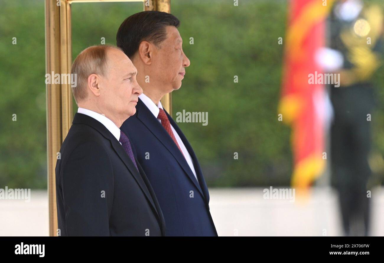 Der Präsident der Volksrepublik China Xi Jinping hielt eine offizielle Begrüßungszeremonie für den russischen Präsidenten Wladimir Putin ab. Stockfoto