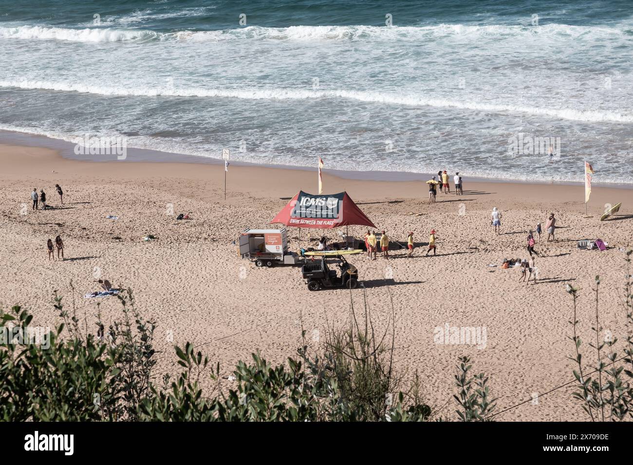 Warriewood Beach, Northern Beaches, Sydney, ist ein wunderschöner, malerischer 500 Meter langer, goldener Sandstrand, der zwischen Mona Vale Headland und Turime verläuft Stockfoto