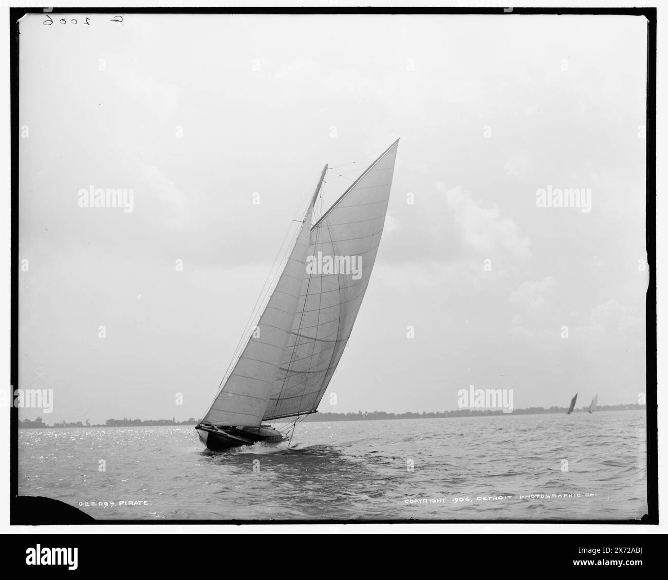 Pirate, 'G 2006' auf negativ, Detroit Publishing Co.-Nr. 022099., Geschenk; State Historical Society of Colorado; 1949, Pirate (Yacht), Yachts. Stockfoto