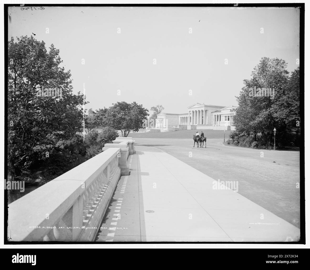 Albright Art Gallery, Delaware Park, Buffalo, N.Y., 'G 1820' auf negative., Detroit Publishing Co.-Nr. 017958., Geschenk; State Historical Society of Colorado; 1949, Albright Art Gallery. , Parks. , Galerien und Museen. , Usa, New York (Bundesstaat), Buffalo. Stockfoto