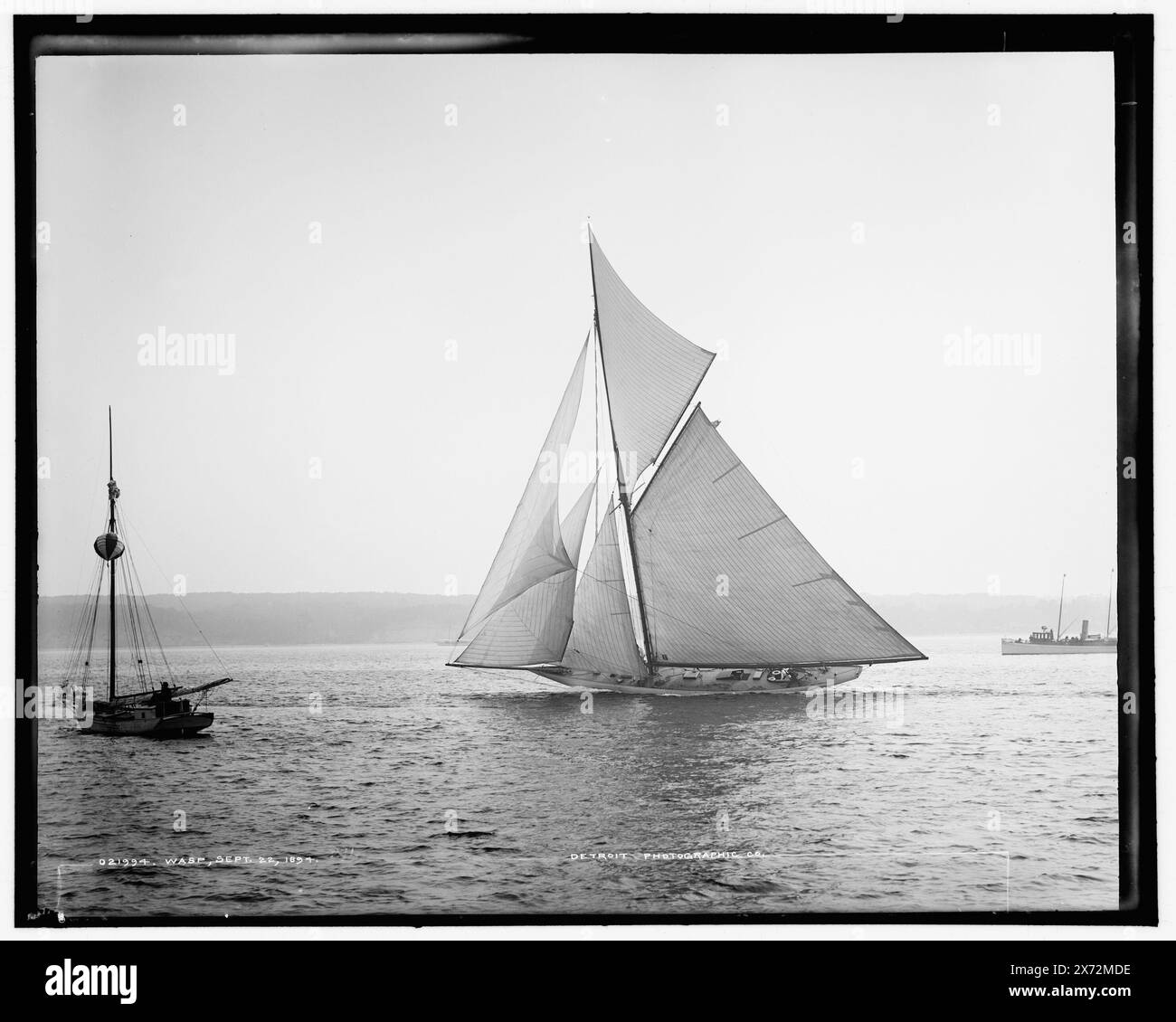 WASP, Attribution basiert auf Titel und Nummerierung. '271' auf negativ. Detroit Publishing Co.-Nr. 021994., Geschenk; State Historical Society of Colorado; 1949, Wasp (Sloop), Yachts. Stockfoto