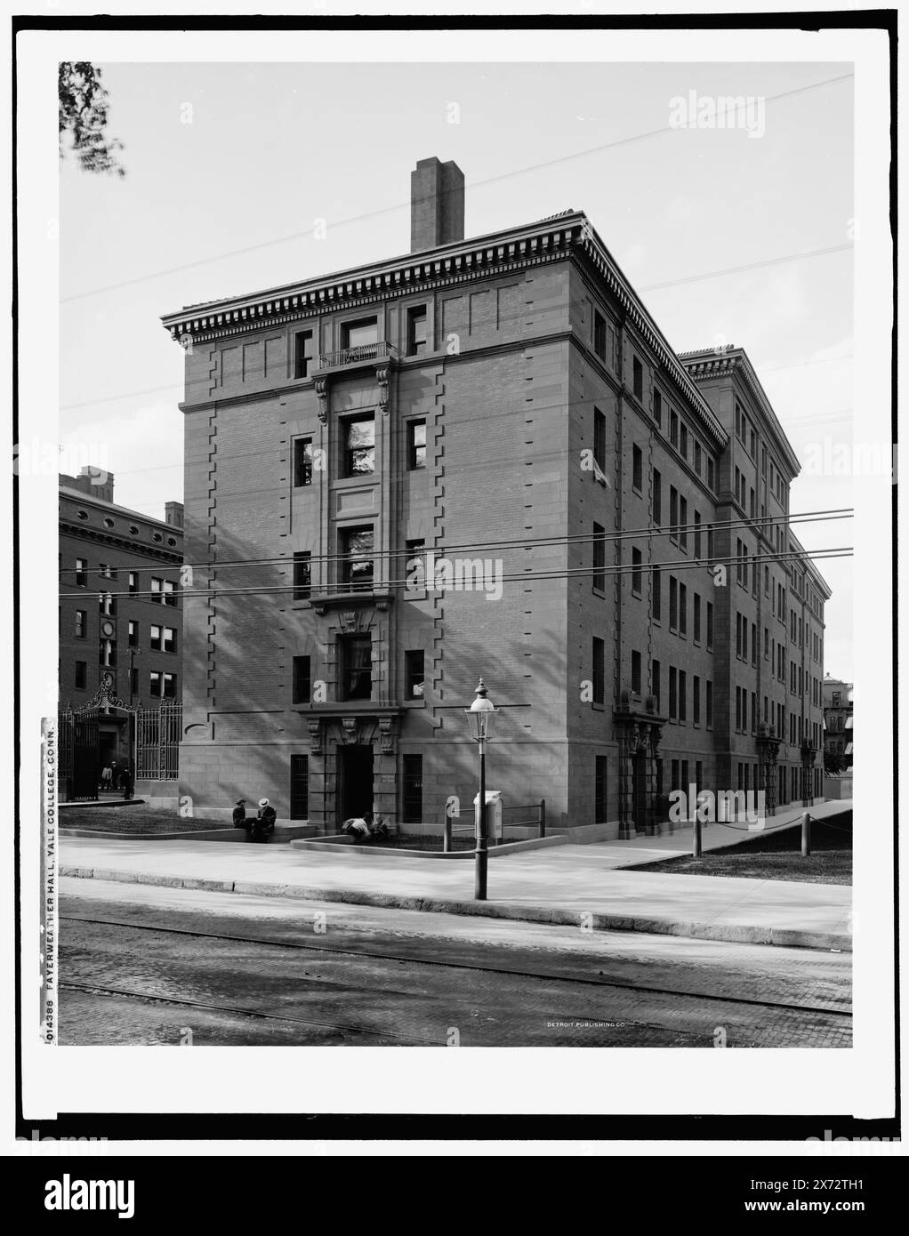 Fayerweather Hall, Yale College, Conn., Detroit Publishing Co.-Nr. 014388., Geschenk; State Historical Society of Colorado; 1949, Yale University. , Universitäten und Hochschulen. , Bildungseinrichtungen. , Usa, Connecticut, New Haven. Stockfoto